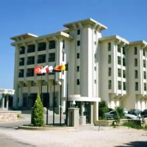 4* Otel Erythrai Noble